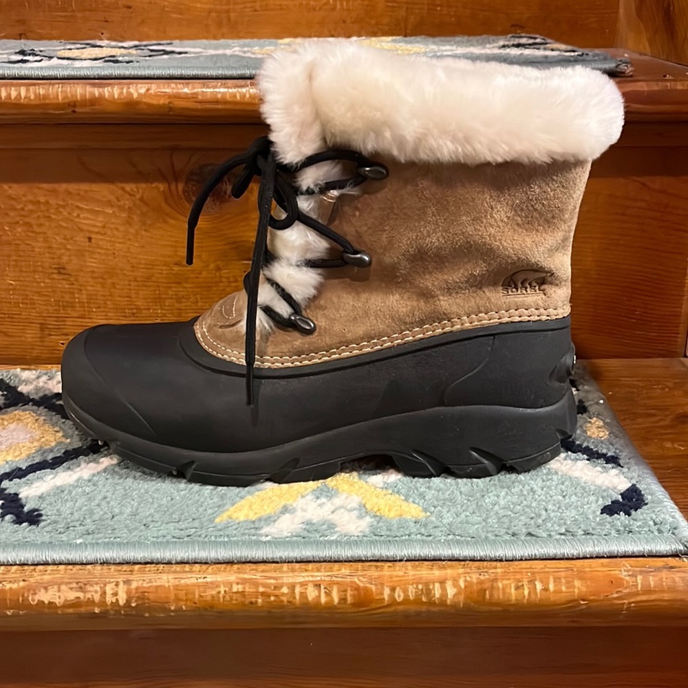 womens sorel winter boots!